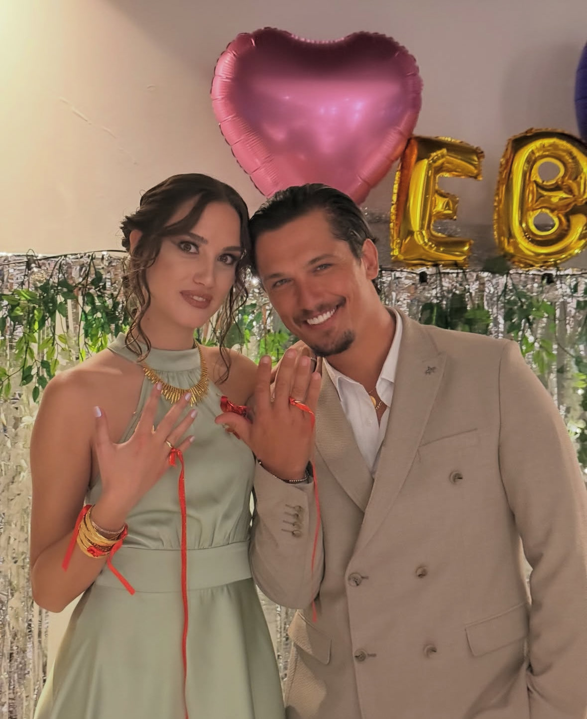 Kanseri Atlattı, Mutluluğu Buldu Oyuncu Boğaç Aksoy Nişanlandı (2)