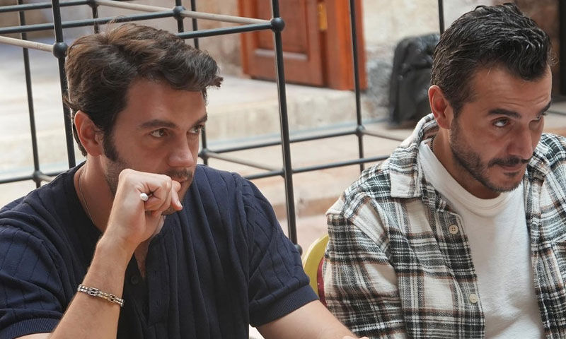 Onbesliler Dizisi Setinde Kaza Ismail Ege Sasmaz Ameliyata Alindi 17613729937755 2