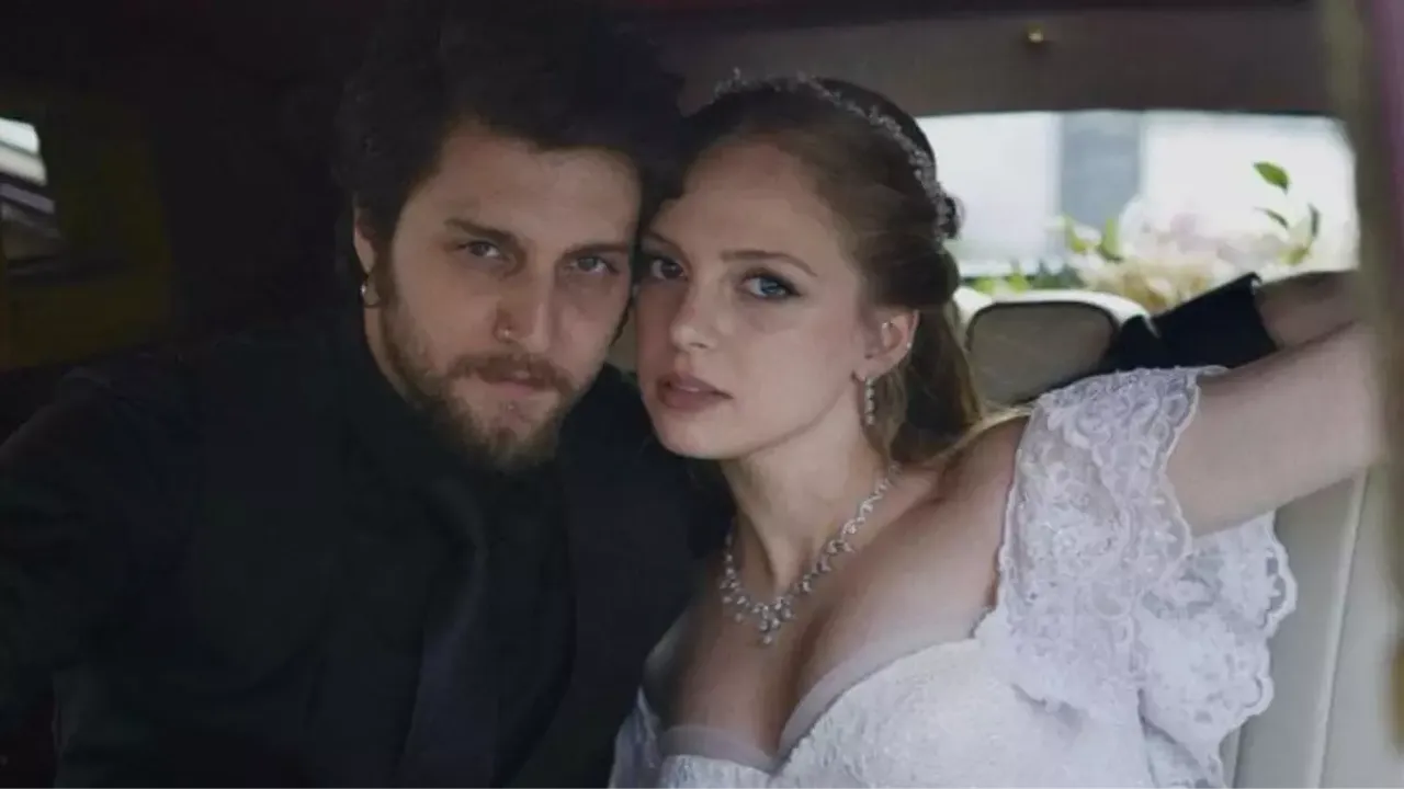 Roma’da Başlayan Masal Bitti İpek Filiz Yazıcı Ile Ufuk Beydemir Boşanıyor (1)