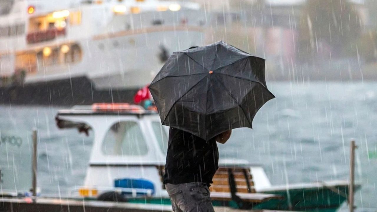 Meteoroloji 10 il için alarm verdi! Sağanak, sel, su baskını geliyor