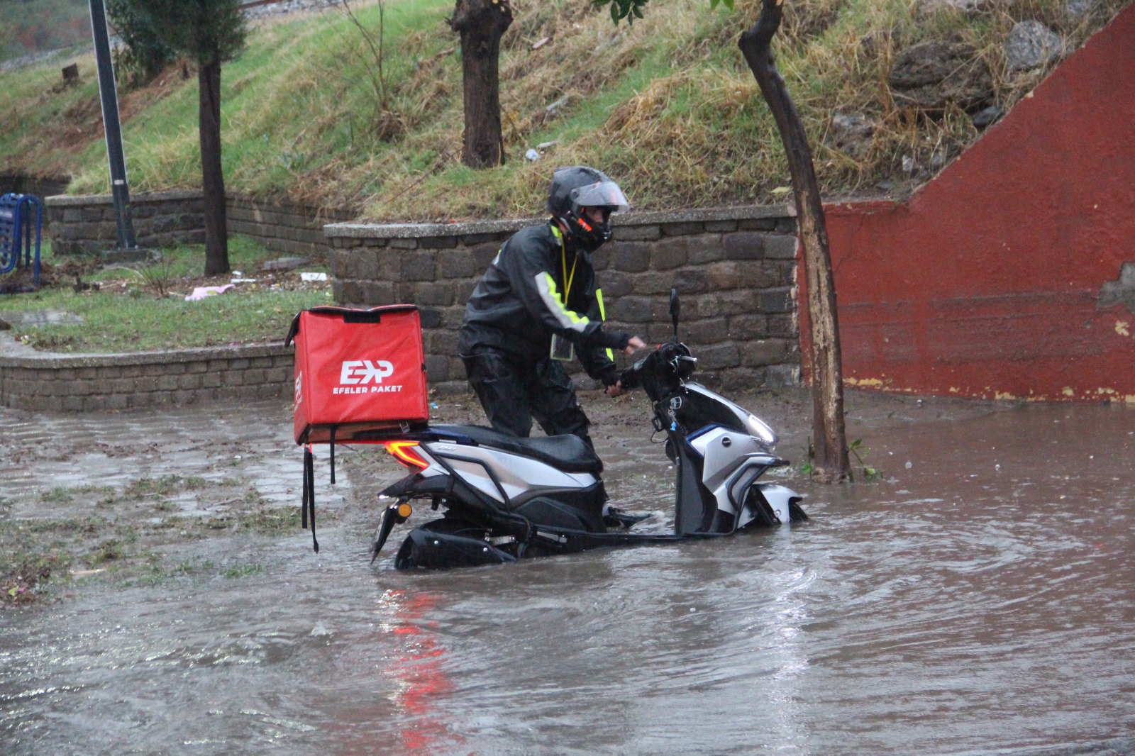 Whatsapp Image 2025 10 23 At 18.27.30