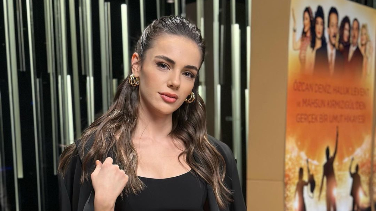 Yağmur Tanrısevsin Özlediği Yemeklerin Tadını Çıkardı (1)