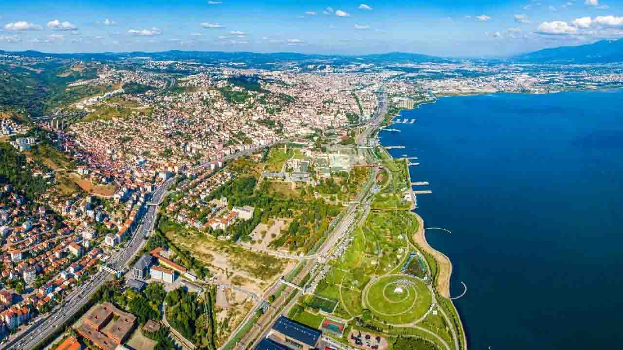 Aydın Kocaeli Arası Kaç Km, Kaç Saat Foto