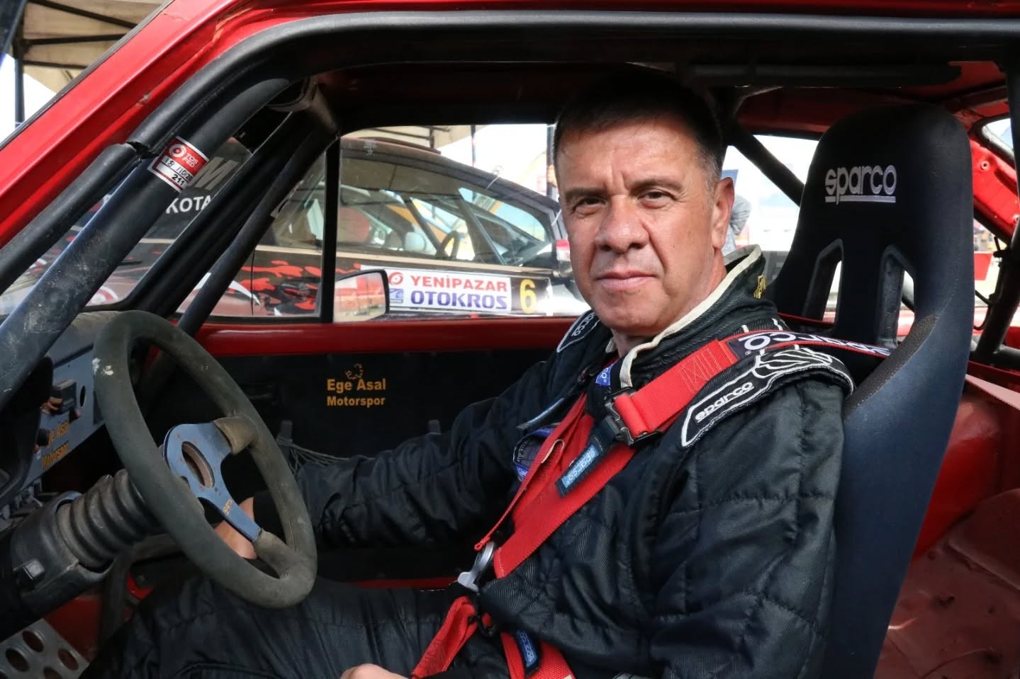 Başkan Ercan, Efsane Otomobille Pistin Tozunu Attı-1