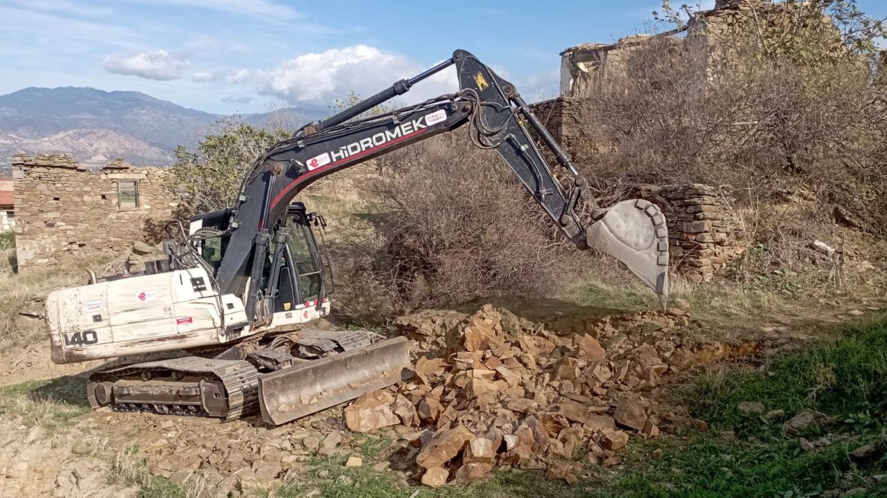 Efeler’in Kırsal Mahallelerinde Ulaşımı Kolaylaştıran Hamle2