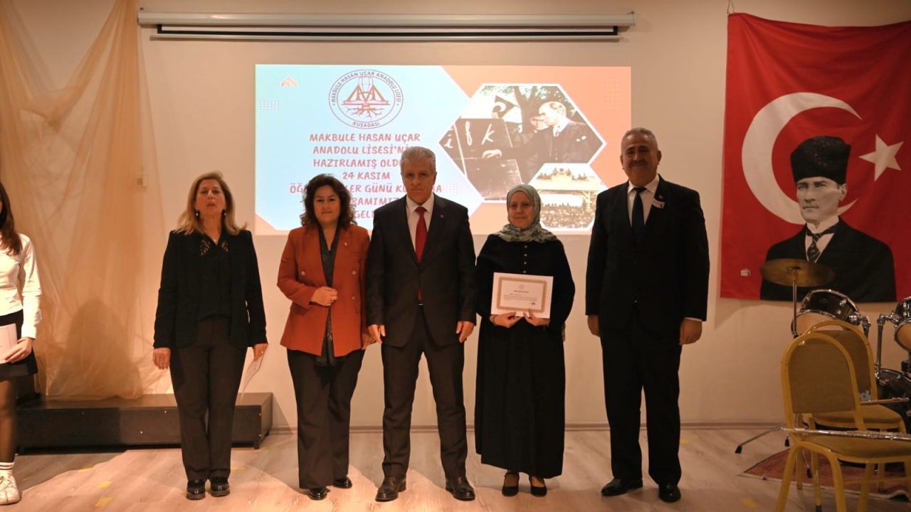 Kuşadası’nda 24 Kasım Öğretmenler Günü Kutlandı 1