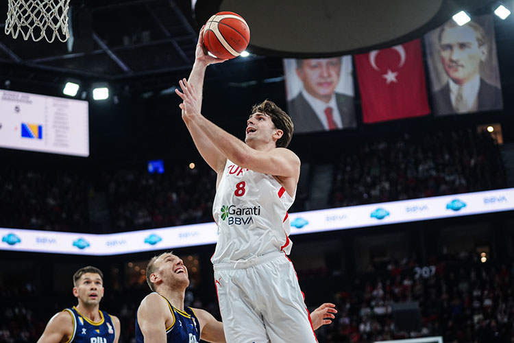 Milliler, Bosna Hersek’i 93 71 Mağlup Etti4