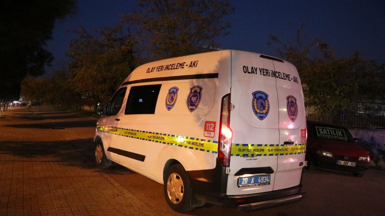 Yaya Geçidinde Kaza Genç Kadın Yaşamını Yitirdi1