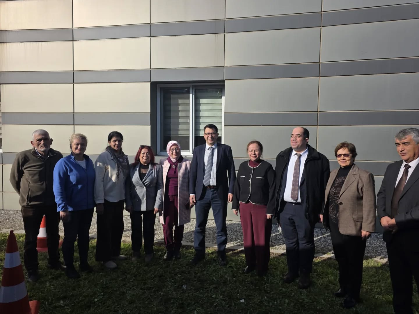 587826024 18551419387065208 3008415806724704765 N