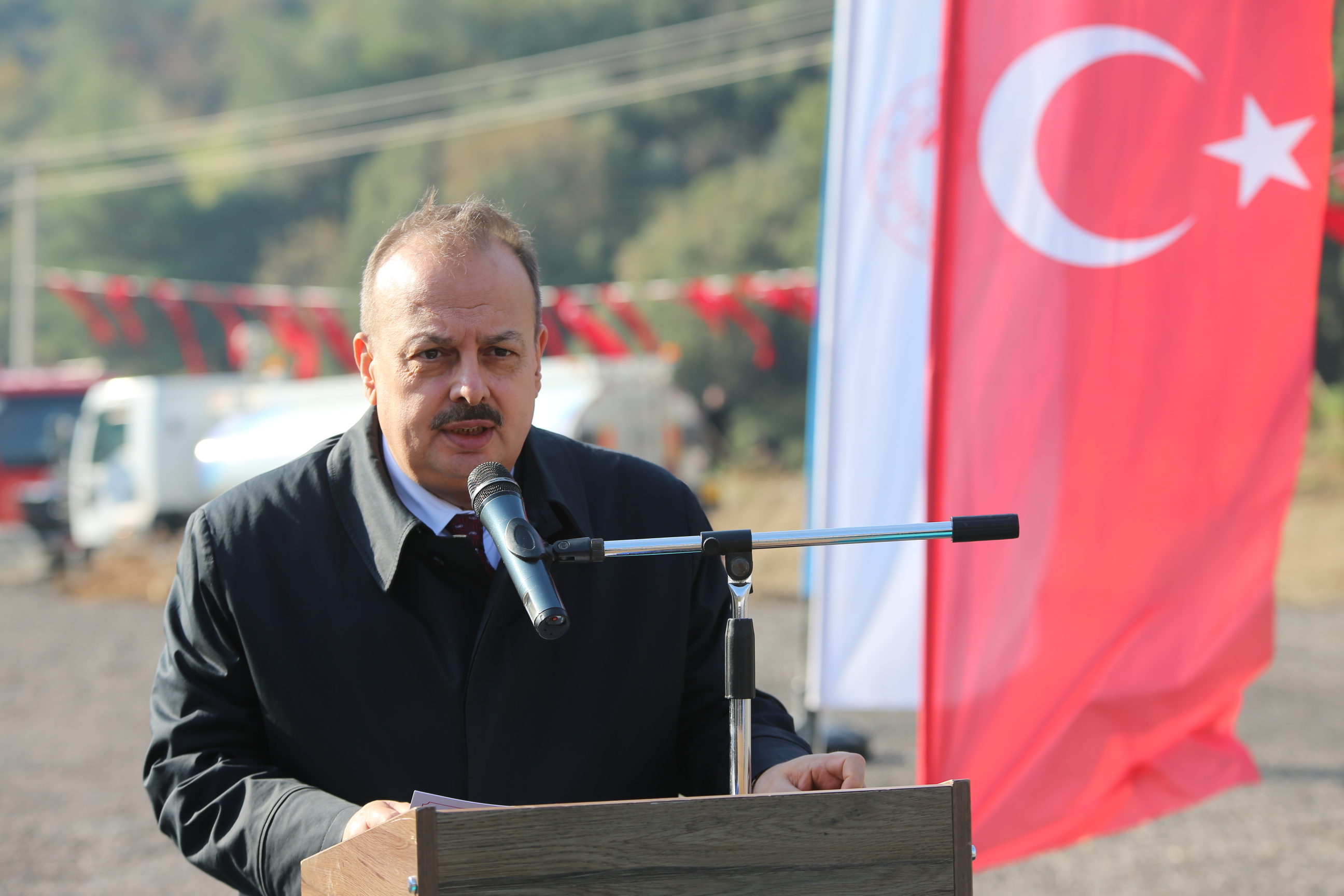 A A 20251202 39870447 39870442 A Y D I N D A S E H I T L E R I C I N F I D A N D I K I L D I