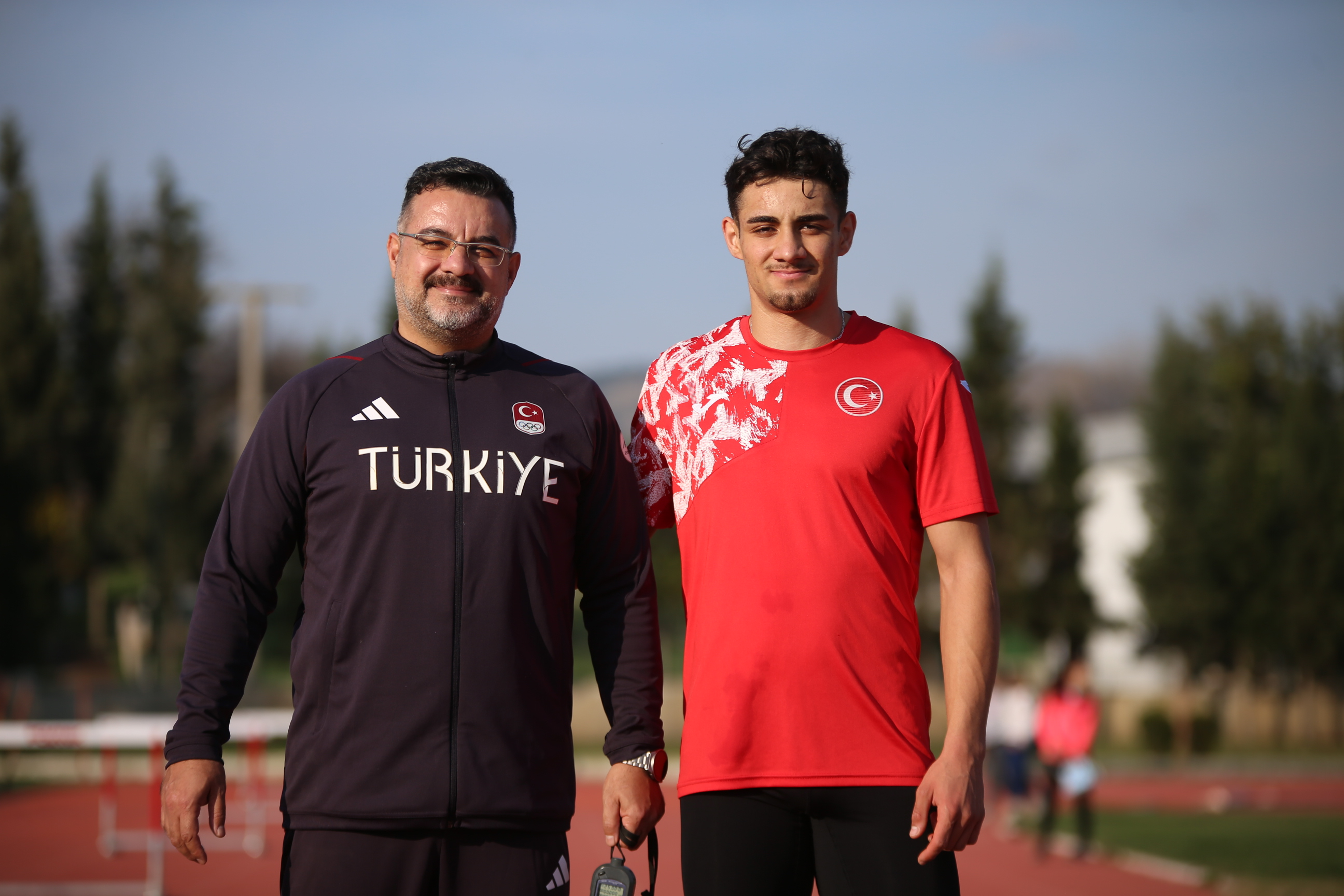 A A 20251215 39983690 39983689 M I L L I A T L E T K O R A Y U Y G U N A N T R E N O R B A B A S I Y L A D U N Y A S A M P I Y O N A S I N A H A Z I R L I Y O R