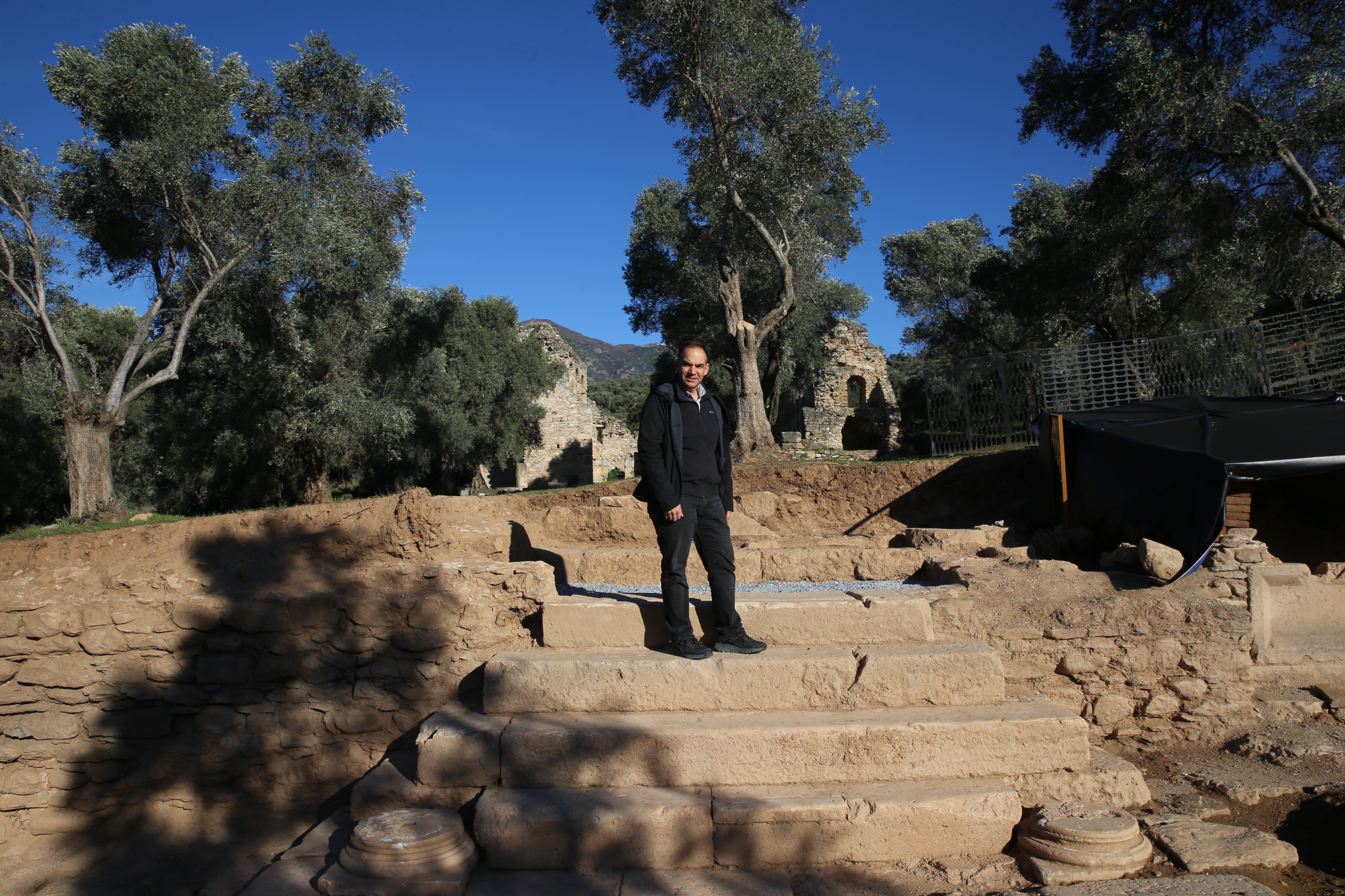 A A 20251222 40045659 40045647 N Y S A A N T I K K E N T I N D E K U T U P H A N E Y E U L A S I L M A S I N I S A G L A Y A N 1800 Y I L L I K M E R D I V E N O R T A Y A C I K A R I L D I