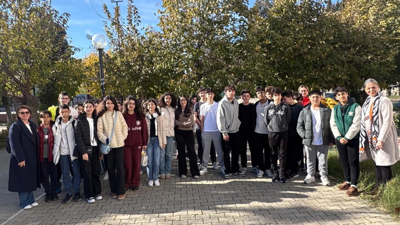 Aydın Özel Başak Koleji Öğrencilerinden Lgs Öncesi Anlamlı İzmir Gezisi 1