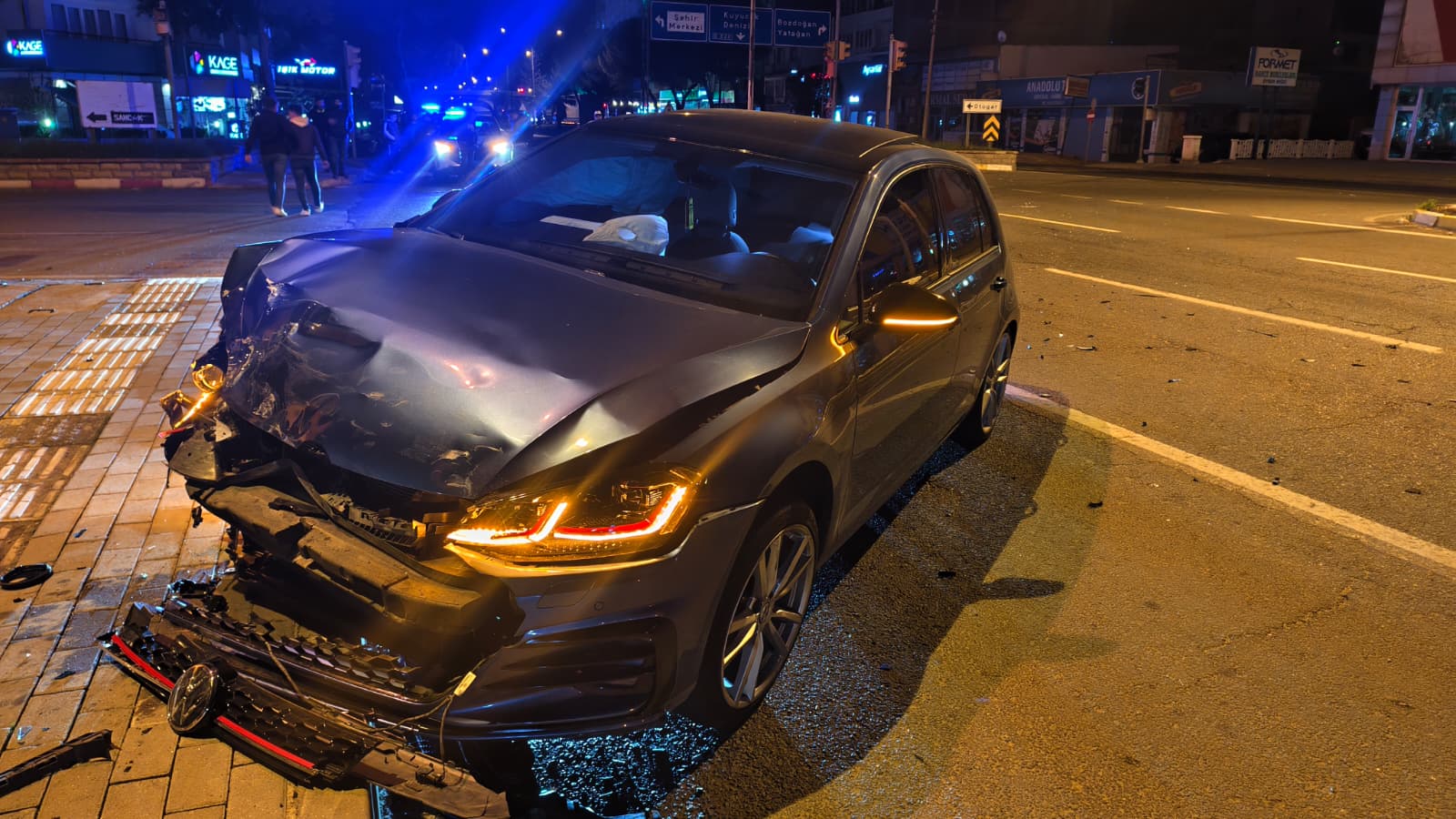 Nazilli’de alkollü sürücü kaza yaptı: 3 yaralı