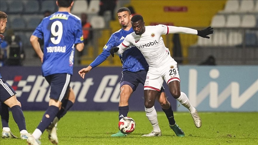 İstanbul’da Gol Sesi Çıkmadı! Sıfır Sıfırgh