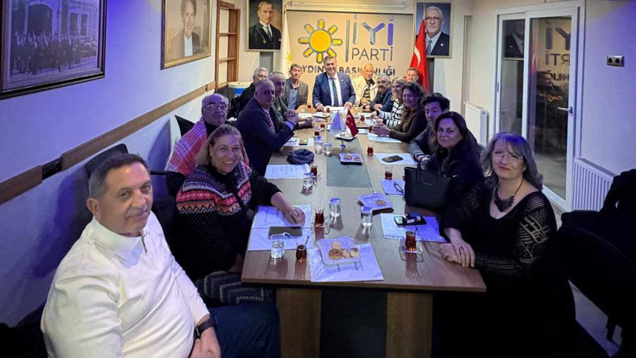 İyi̇ Parti Aydın İl Divanı Ilk Toplantısını Yaptı