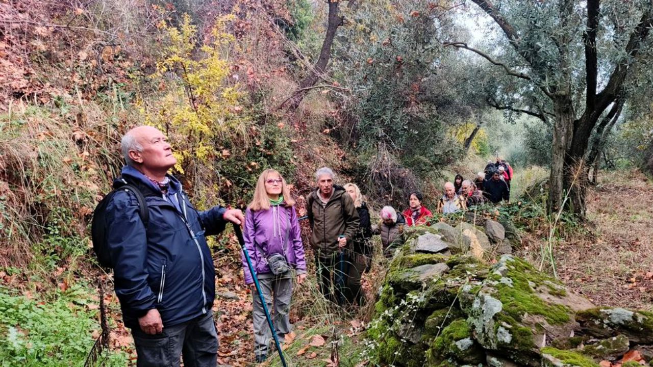 Kuşadalı Doğasevenler Kazandere Deliçay’da Doğa Ve Tarih Bir Arada Keşfetti 1