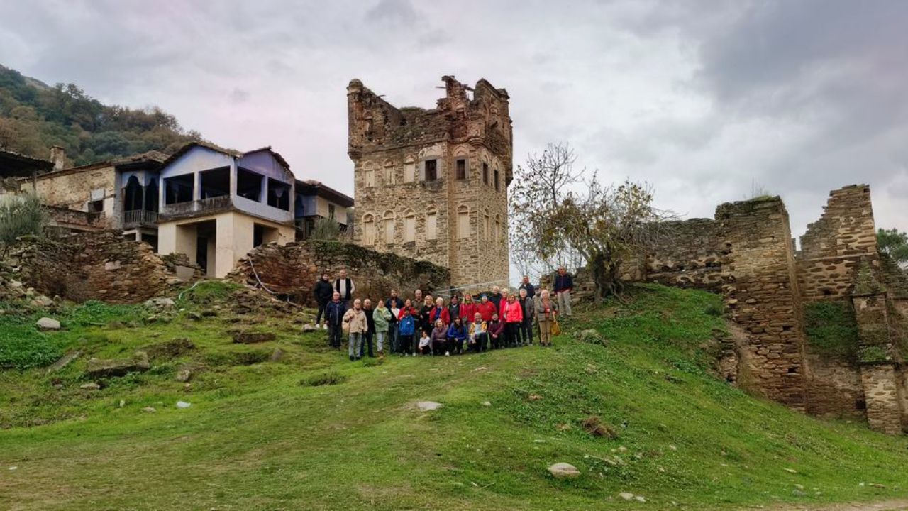 Kuşadalı Doğasevenler Kazandere Deliçay’da Doğa Ve Tarih Bir Arada Keşfetti 2