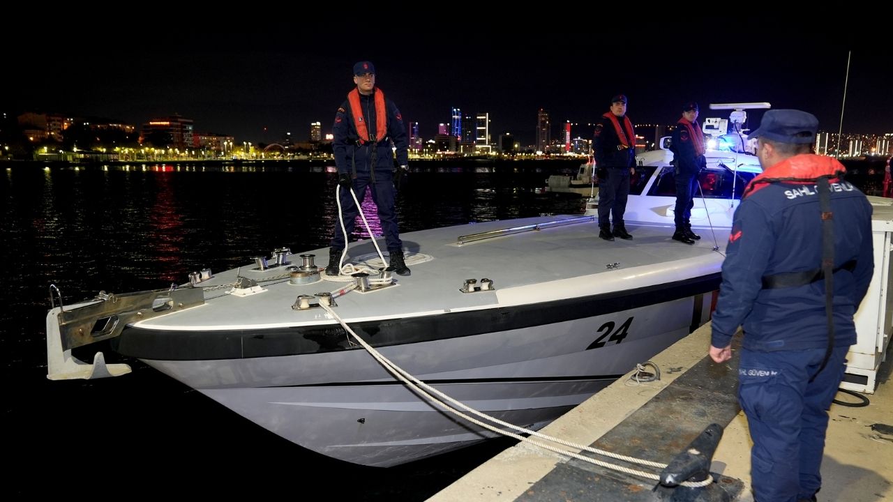 Sahil Güvenlik Yılbaşı Gecesi Görev Başında1