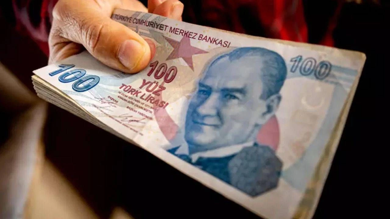 1 Milyonun Aylık Faiz Getirisi Asgari Ücreti Solladı! İşte Banka Banka Yeni Liste