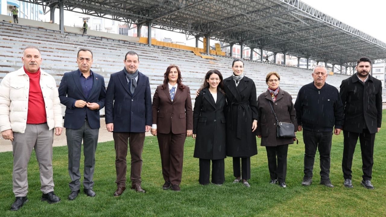 Başkan Çerçioğlu Ve Ak Parti Yenilenen Statta Incelemelerde Bulundu1