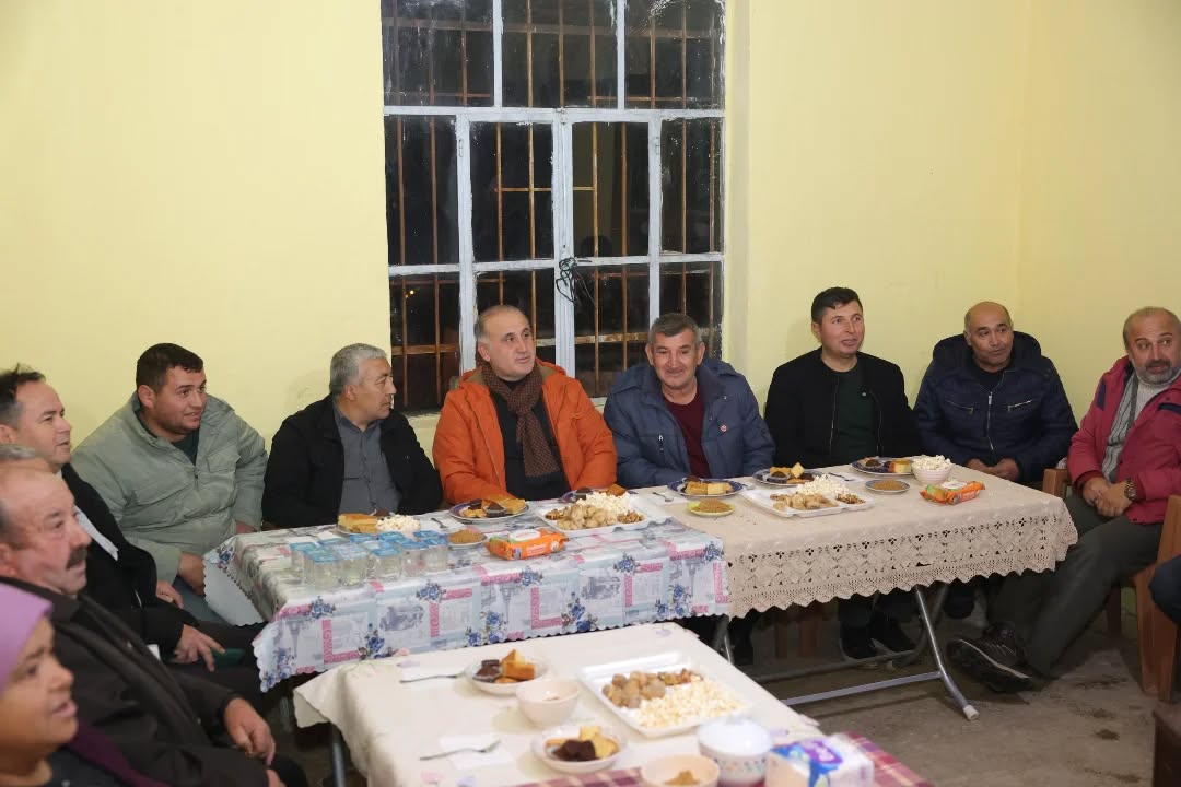 Başkan Kaya Hamitler’de Vatandaşlarla Buluştu