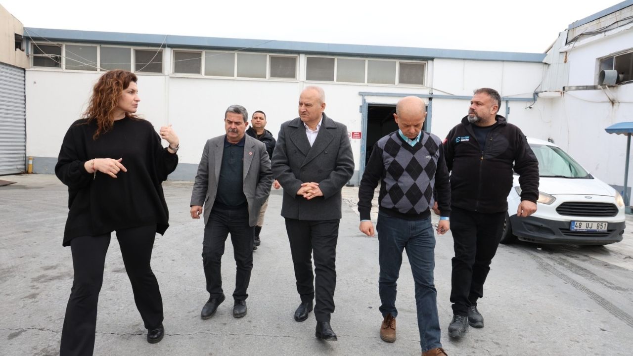 Başkan Kivrak’tan Teknoloji̇ Hamlesi̇