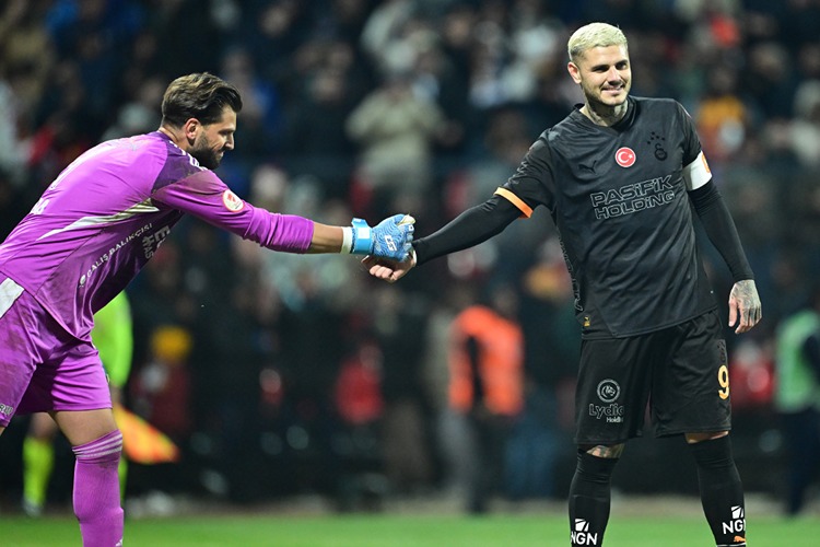 Galatasaray, Fethiyespor Deplasmanından Galibiyetle Döndü 2 11