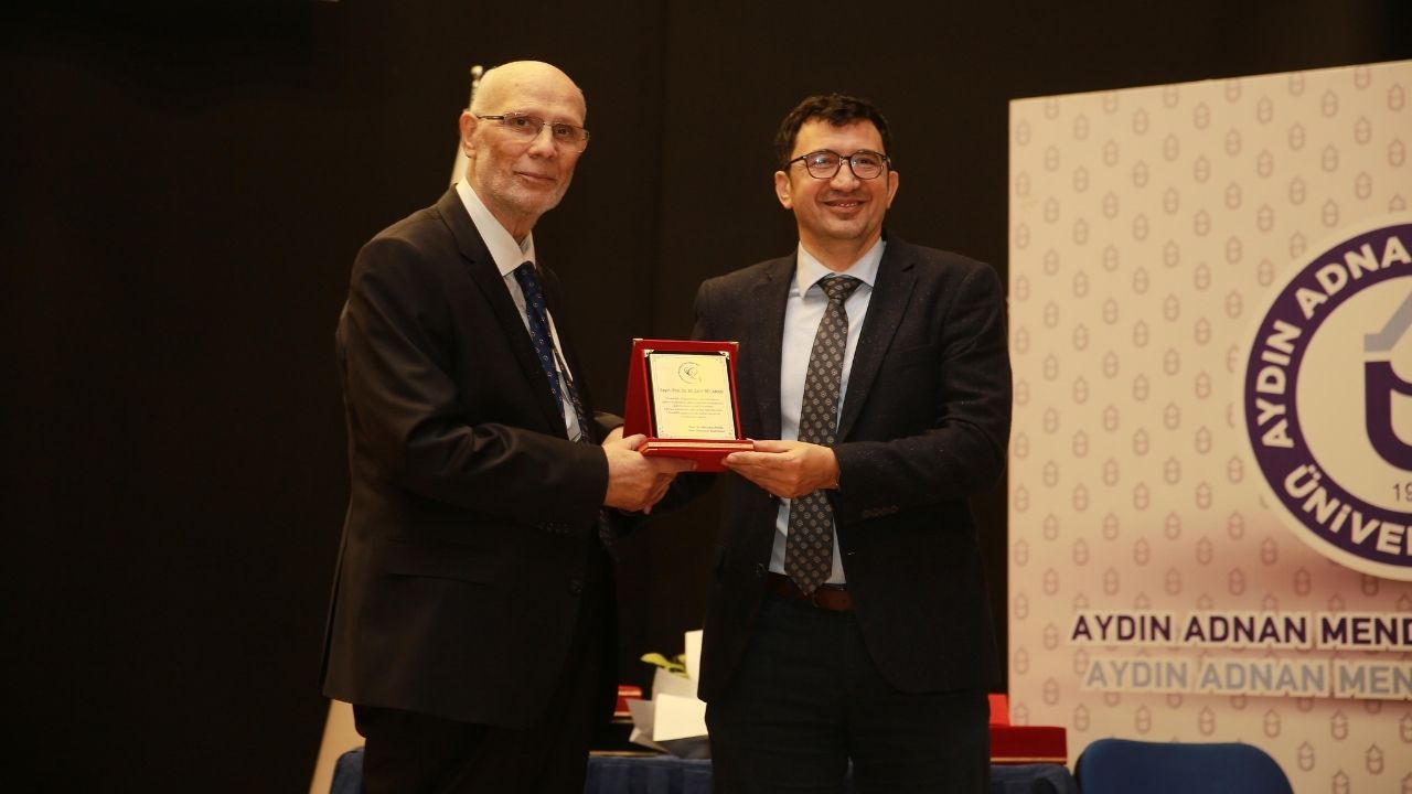 Hematoloji’nin Duayen Ismi Emekliye Ayrıldı6