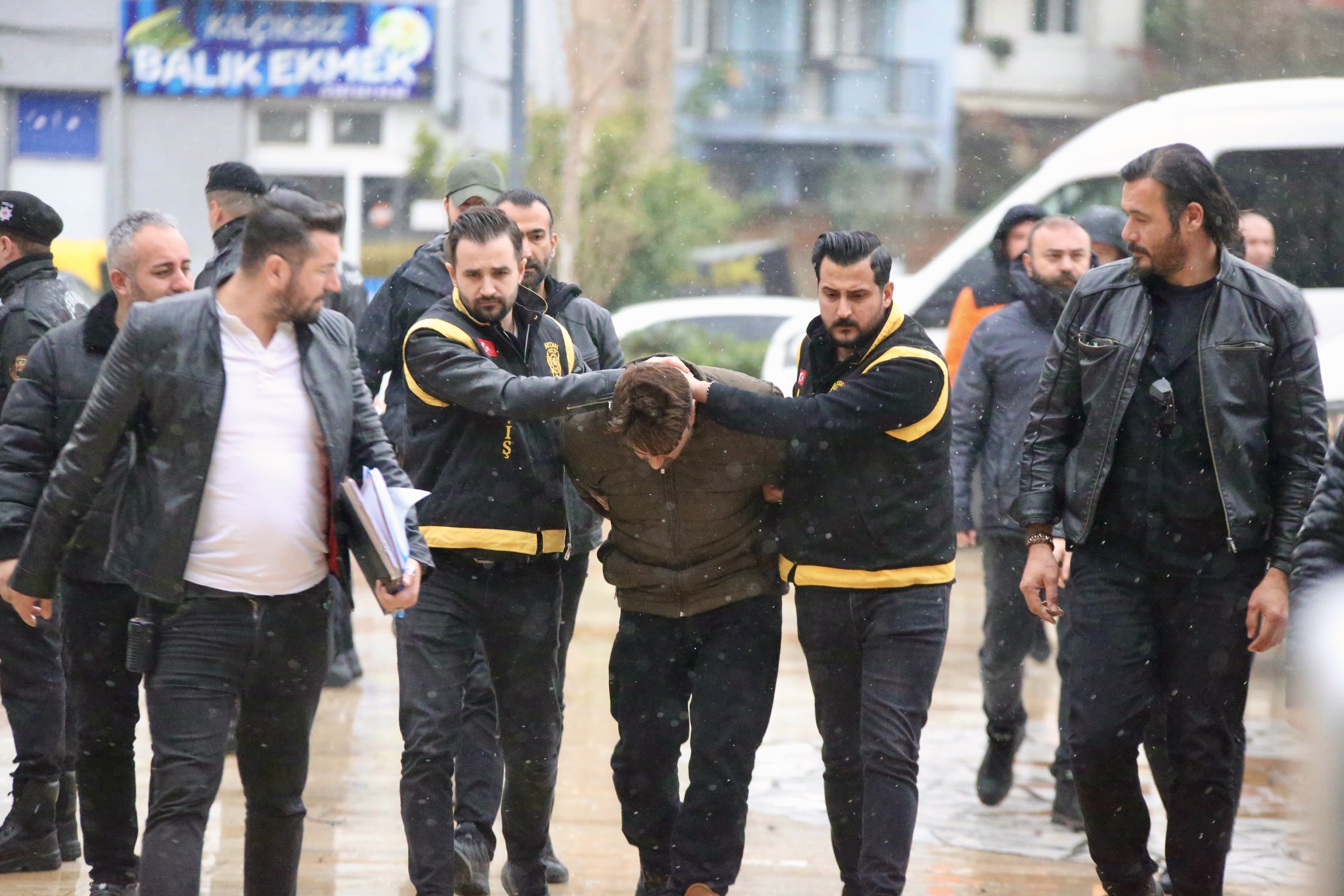 A A 20260221 40629867 40629865 A Y D I N D A Y A S L I C I F T I O L D U R D U G U N U I T I R A F E D E N Z A N L I A D L I Y E Y E S E V K E D I L D I