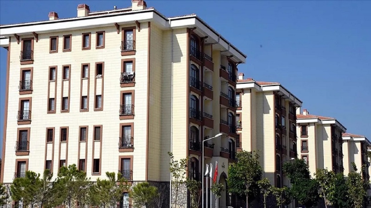 Aydın'da mahkemeye düşen bina satılacak: Mahkeme bu fiyatı istedi!