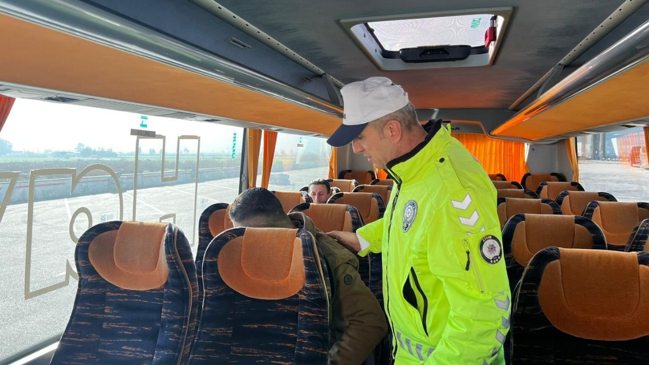 Aydın’da Sivil Otobüs Denetimi Kural Ihlali Yapan Sürücüye Ceza1