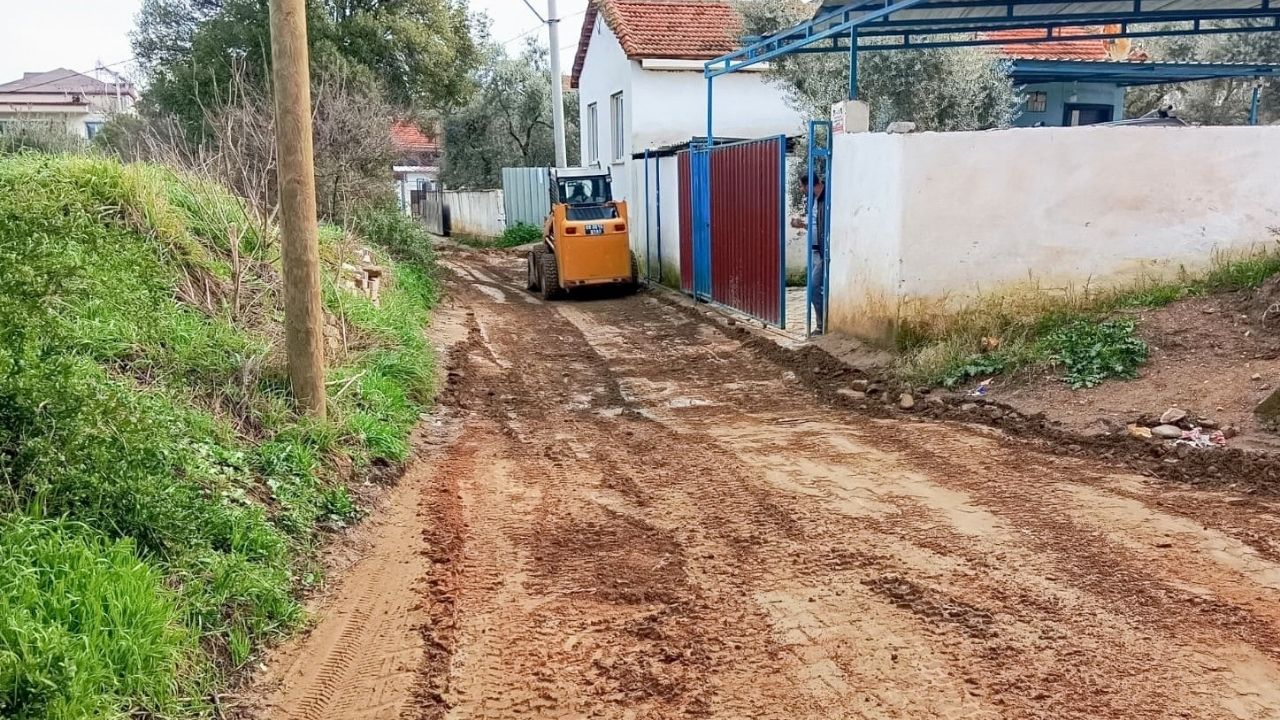 Başkan Yetişkin “Tüm Ekiplerimiz 724 Sahada”01