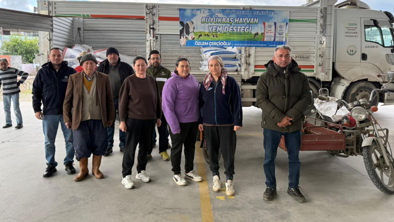Büyükşehir’den Buharkent Ve Kuyucak’ta Üreticilere Yem Desteği 1