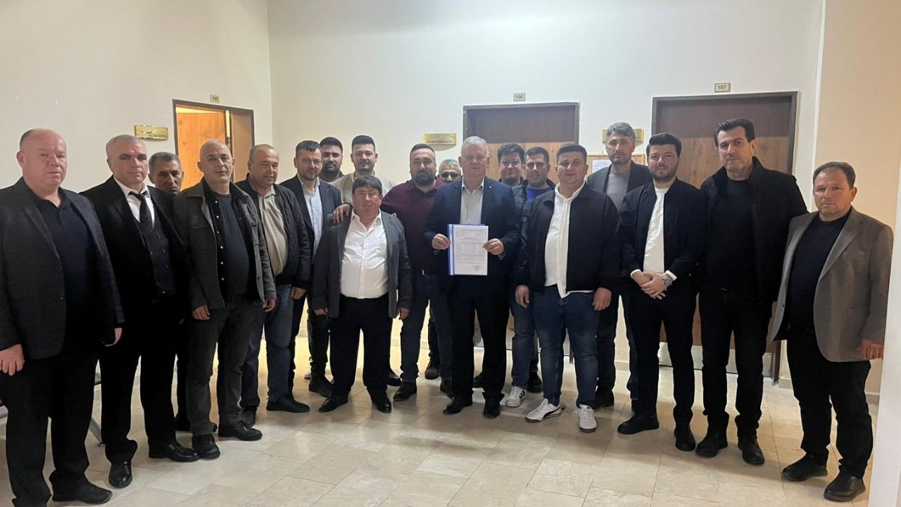 Çine’de Başkan Uzun Mazbatasını Aldı1