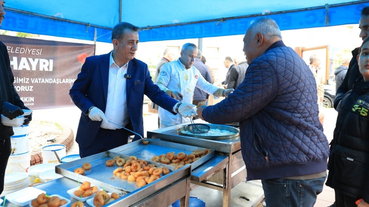 Efeler’de Deprem Şehitleri Için Lokma2