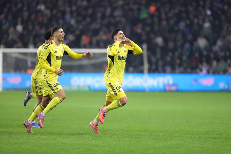 Fenerbahçe Konuk Olduğu Kocaelispor’u Mağlup Etti2 01