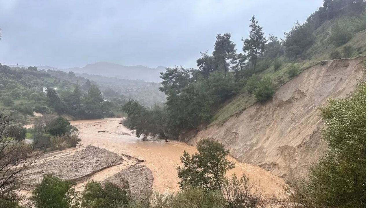 İncirliova’da Yoğun Yağış Alarmı! 9 Hane Tahliye Edildi2