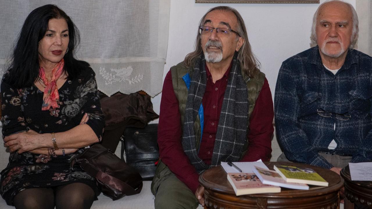 Kuşadası Çalıkuşu Kültür Evi Edebiyat Dolu Bir Güne Ev Sahipliği Yaptı 1