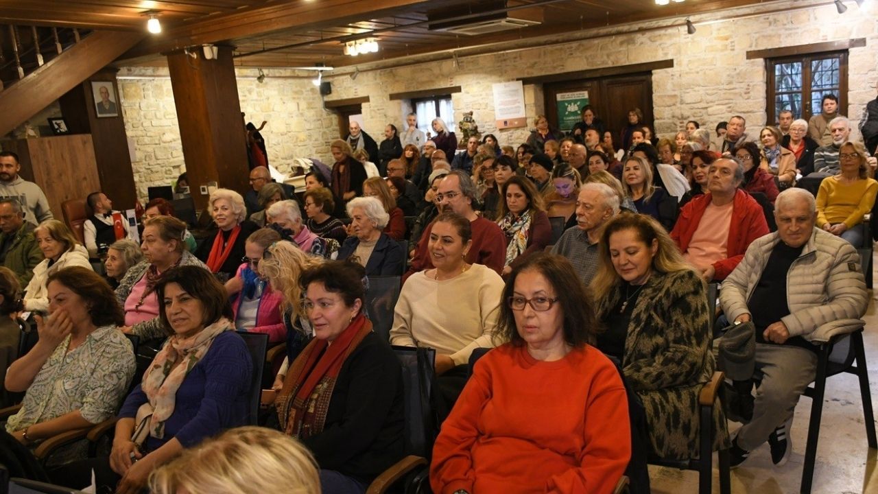 Kuşadası’nda 14 Şubat’a Nostaljik Dokunuş2