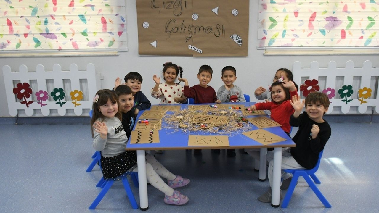 Kuşadası’nda Çocuklar Geleceğe Hazırlanıyor02