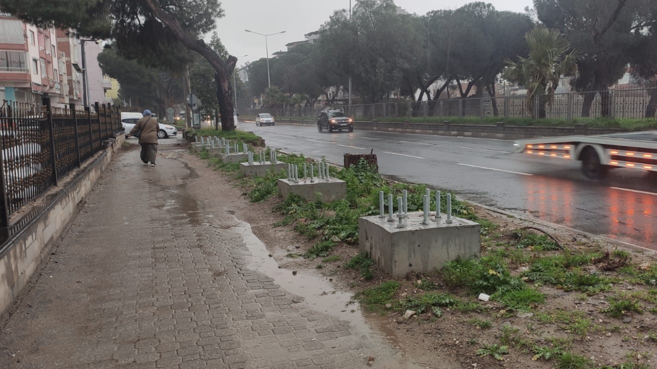 Nazilli'de Hizmete Yağmur Engeli 1