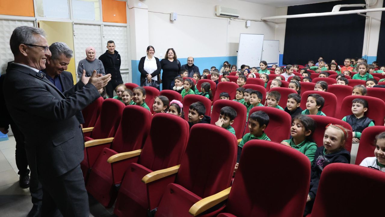 Nazilli’de Miniklerden Başkan Tetik’e Yoğun Ilgi 1