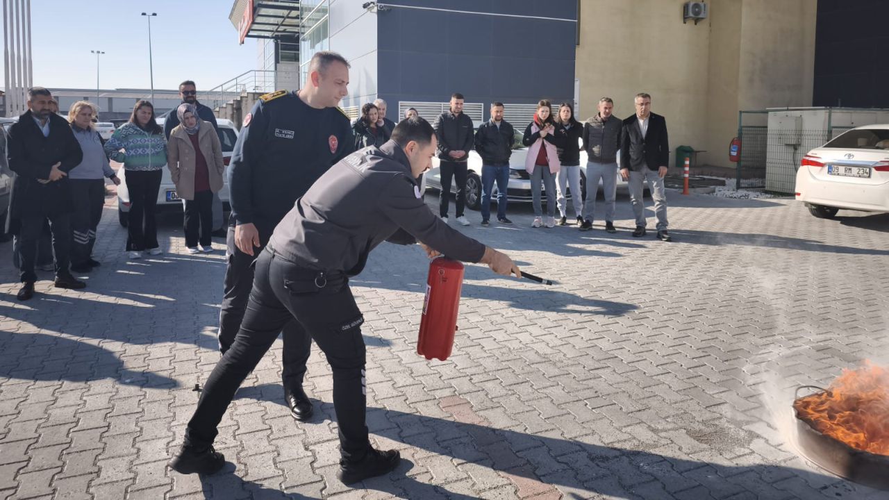 Nazilli’de Yangın Tatbikatı Hem Anlattılar Hem Söndürdüler 1