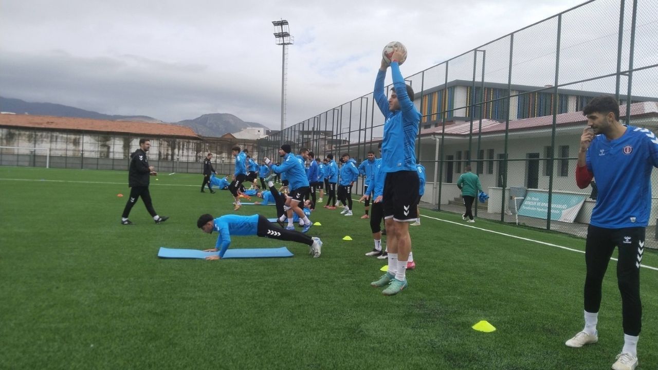 Söke 1970 Fk’ya Nazilli Maçı Öncesi Moral Desteği