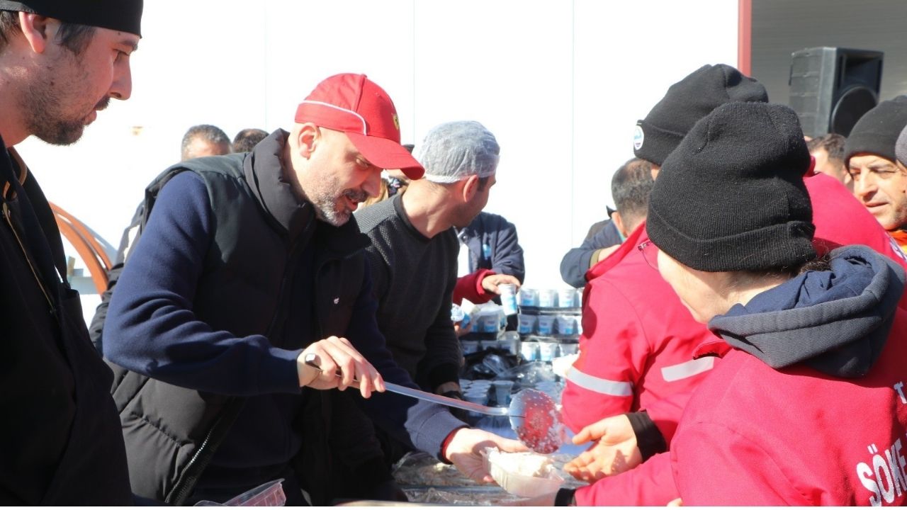 Söke’de Işçinin Yüzü Güldü, En Düşük Maaş 52 Bin Tl Oldu