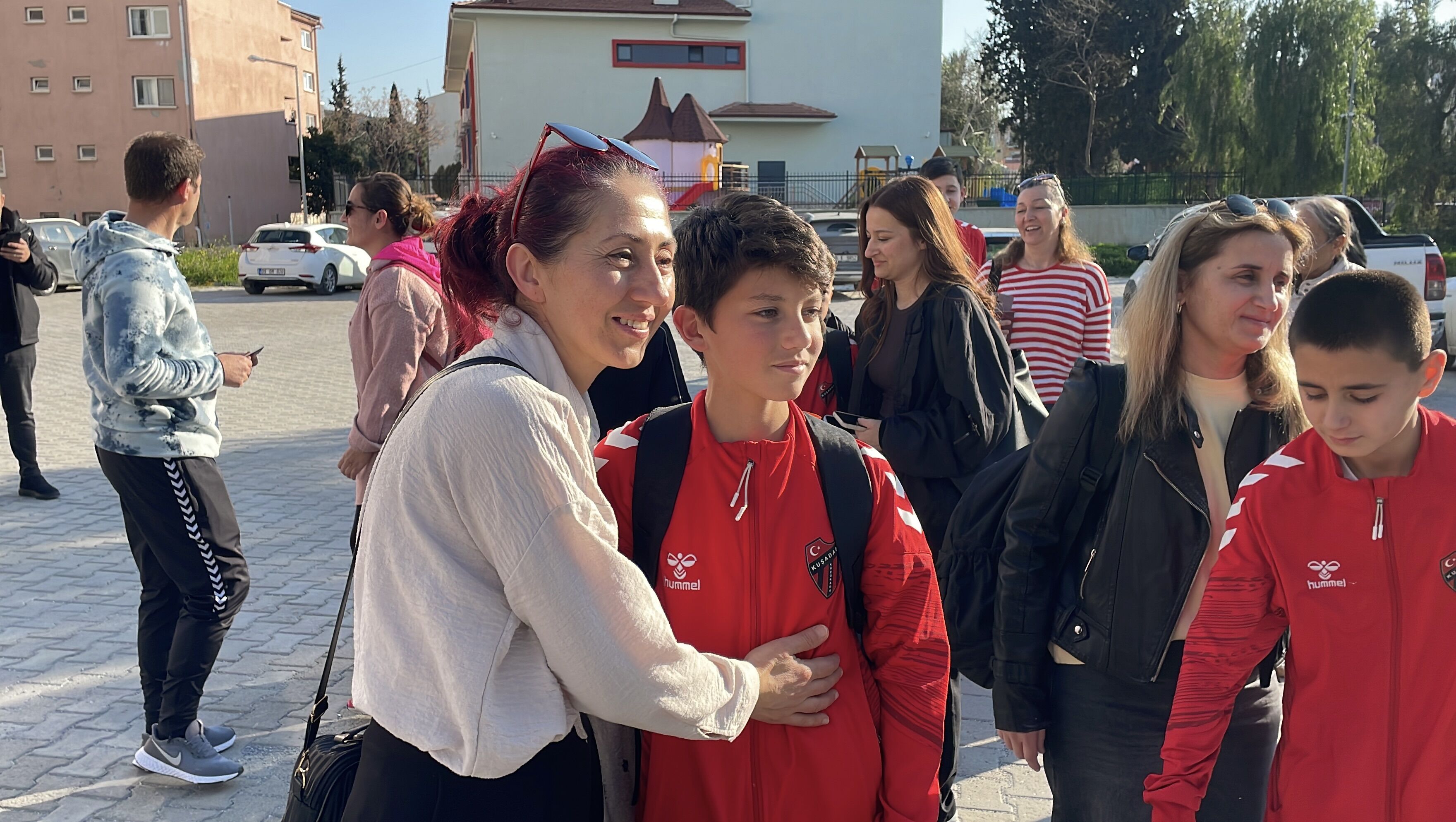 A A 20260309 40777211 40777209 K A T A R D A M A H S U R K A L A N K U S A D A S I K U C U K A D A S P O R K U L U B U M E N S U P L A R I T U R K I Y E Y E D O N D U