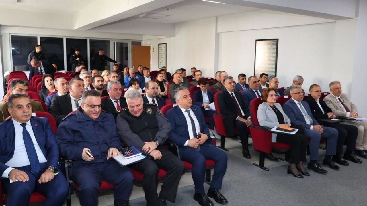 Aydın’da Hayvan Hakları Masaya Yatırıldı