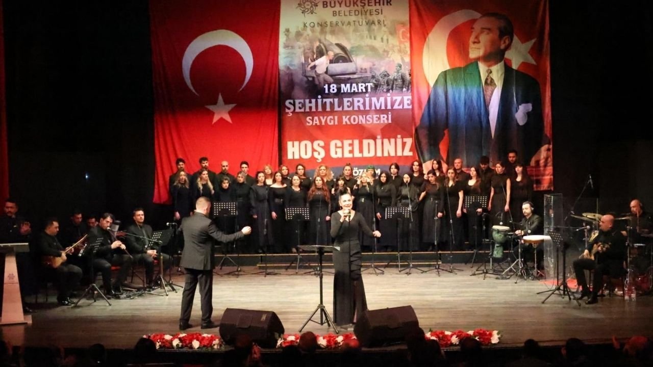 Aydın’da Şehitlere Saygı Konseri2