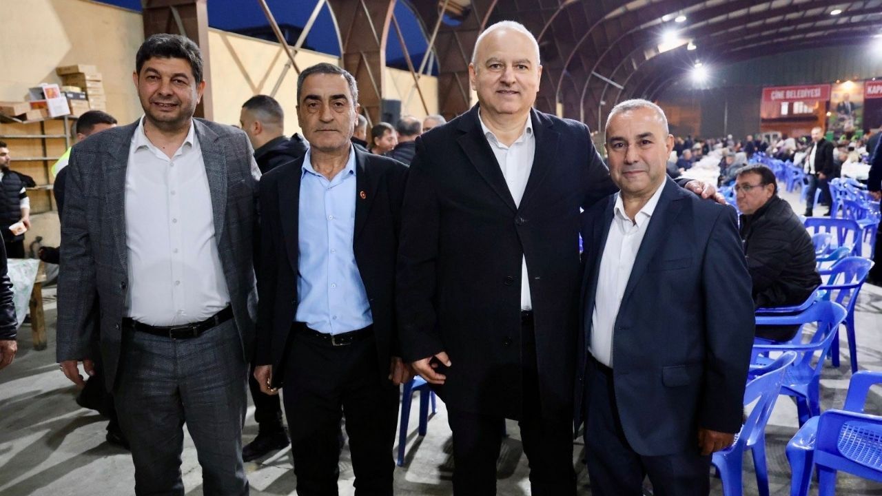 Başkan Kıvrak Vatandaşlarla Iftarda Buluştu3